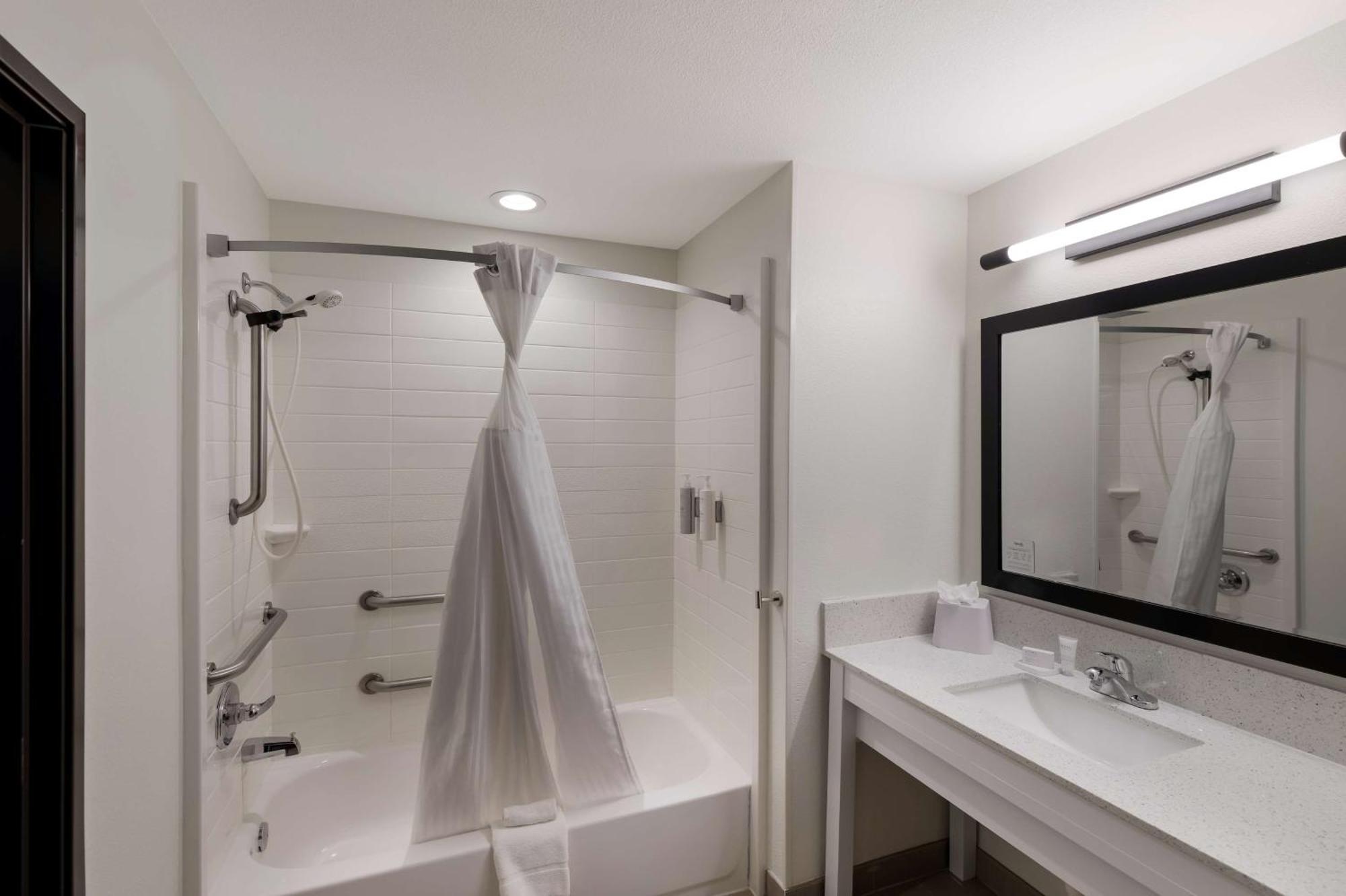 Spark By Hilton Midland South المظهر الخارجي الصورة