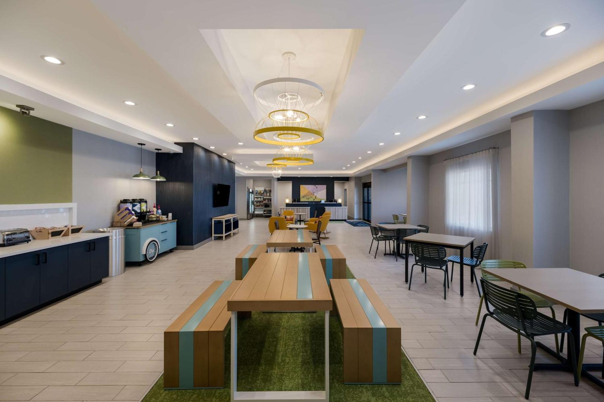 Spark By Hilton Midland South المظهر الخارجي الصورة