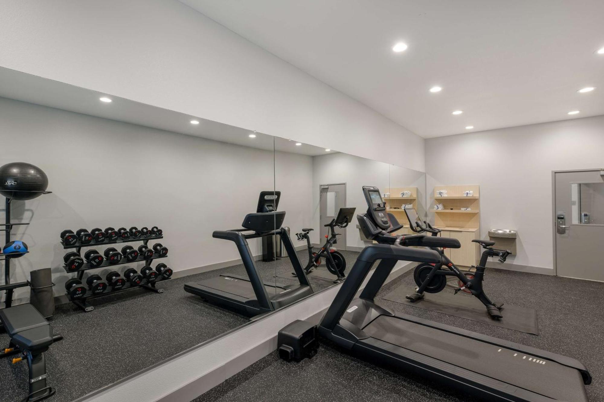 Spark By Hilton Midland South المظهر الخارجي الصورة